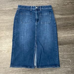 Loft jean skirt worn once!
